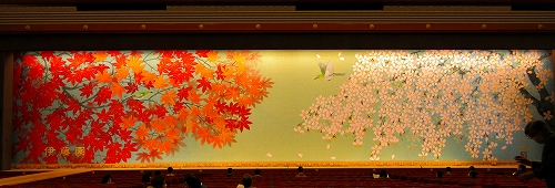 s-『十月大歌舞伎』歌舞伎座・緞帳の一枚.jpg