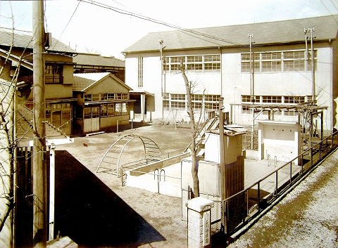 s-石川幼稚園・1956園舎.jpg